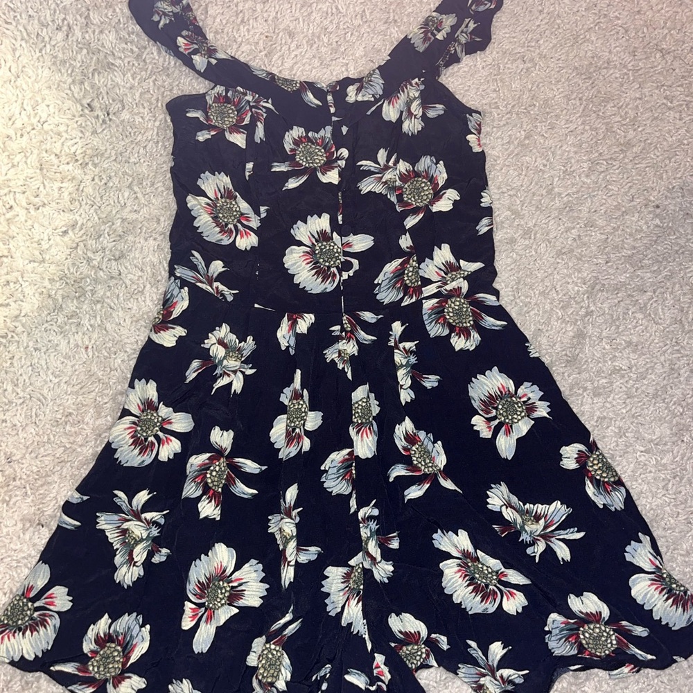 Small ASOS romper - Picture 2 of 6